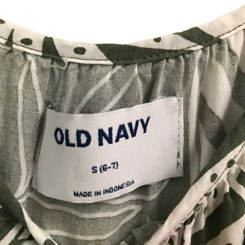 ‎Old Navy Hawaiian cold shoulder blouse S–6/7